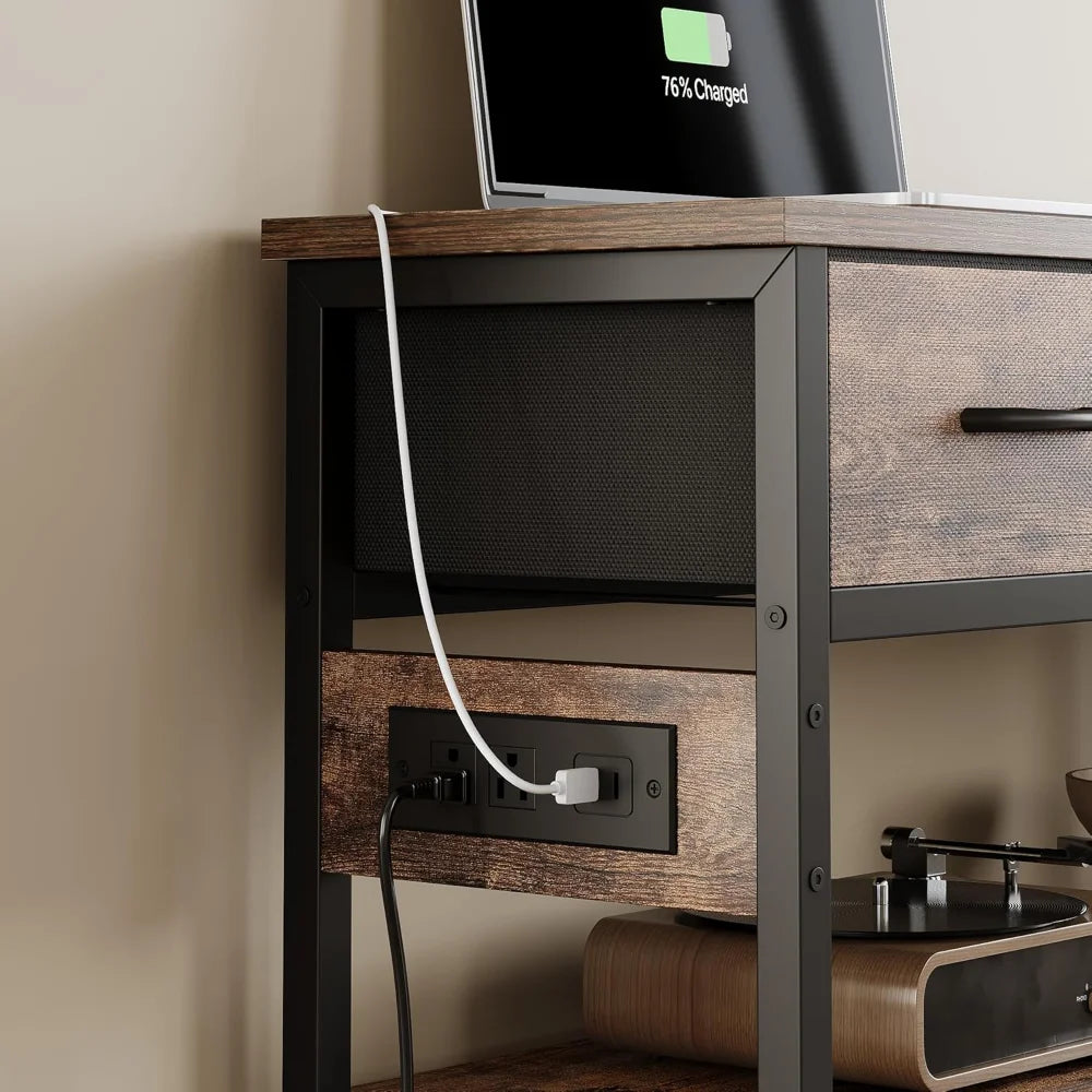 A 3 Strand Cord Entryway Table With USBOutlets Pro