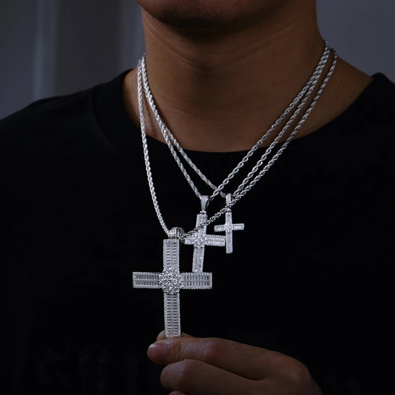 Iceoutboxcn Shining Flower Cross Moissanite Pendant